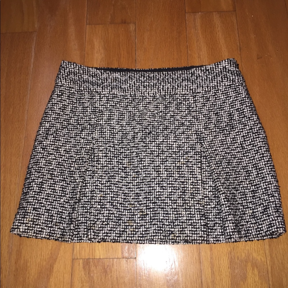Express pleated houndstooth mini skirt